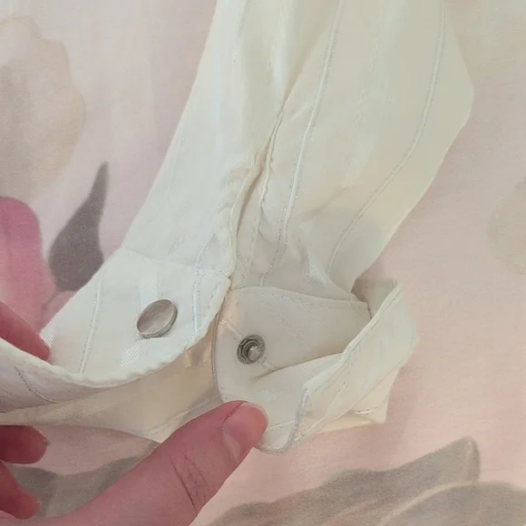 Cache White Button-Down Women's Shirt - Picture 8 of 10